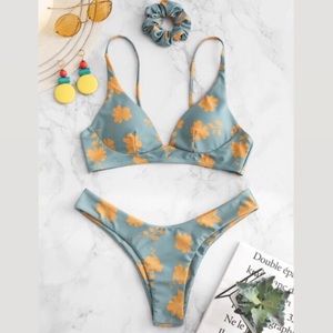 Never used Bikini set with Scrunchie